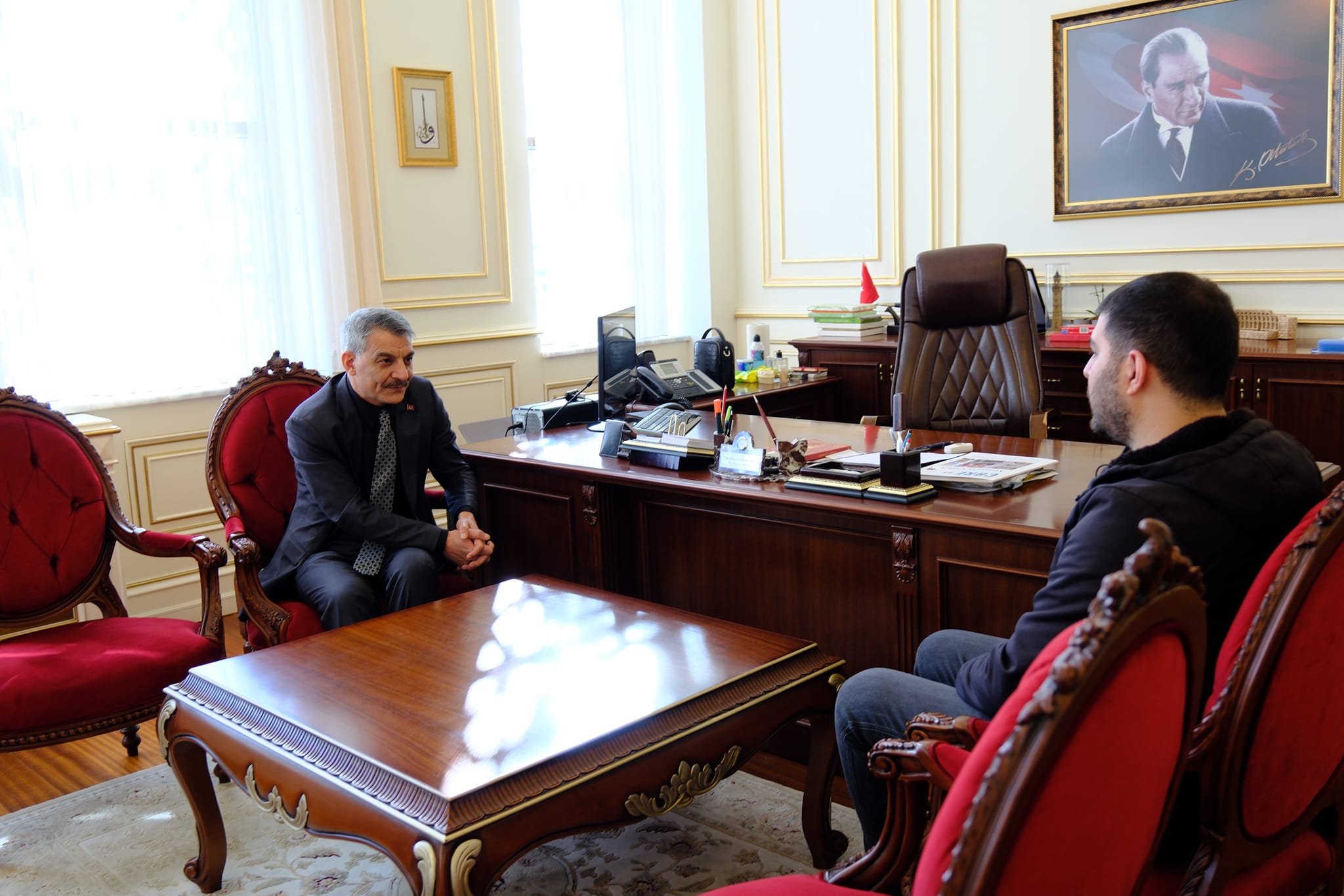 Yozgat Valisi Mehmet Ali Özkan, Gazi Emirhan Gazi Altan’ı Makamında Ağırladı