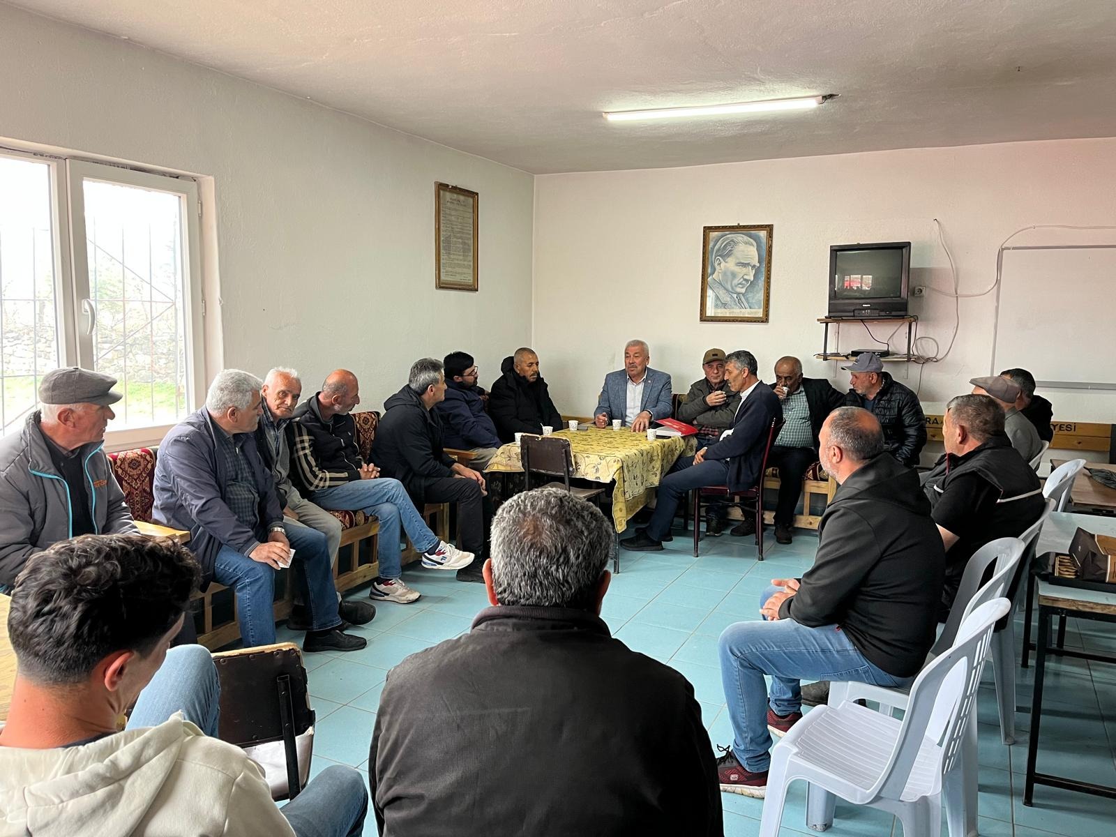 CHP Yozgat İl Başkanı Abdullah Yaşar, 19 Nisan’daki mitinge traktörleriyle