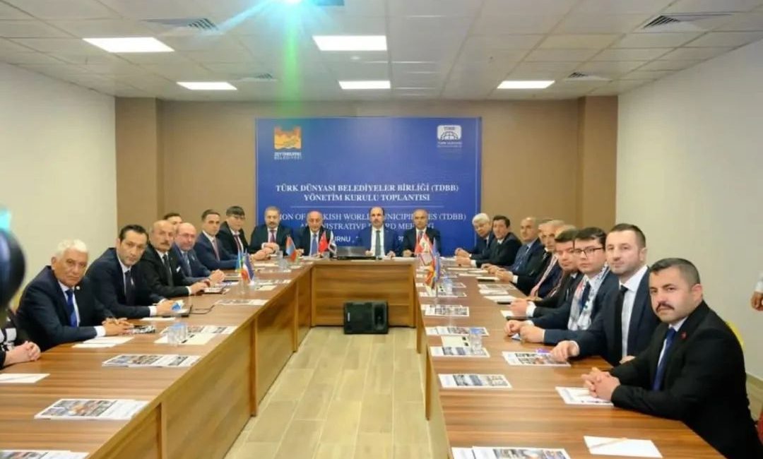 Akdağmadeni Belediye Başkanı Nezih Yalçın, İstanbul'da düzenlenen Türk Dünyası Belediyeler