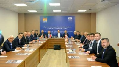 Akdağmadeni Belediye Başkanı Nezih Yalçın, İstanbul'da düzenlenen Türk Dünyası Belediyeler