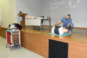 Yozgat Şehir Hastanesi’nde, sağlık personeline yönelik “Temel Yaşam Desteği (CPR)”