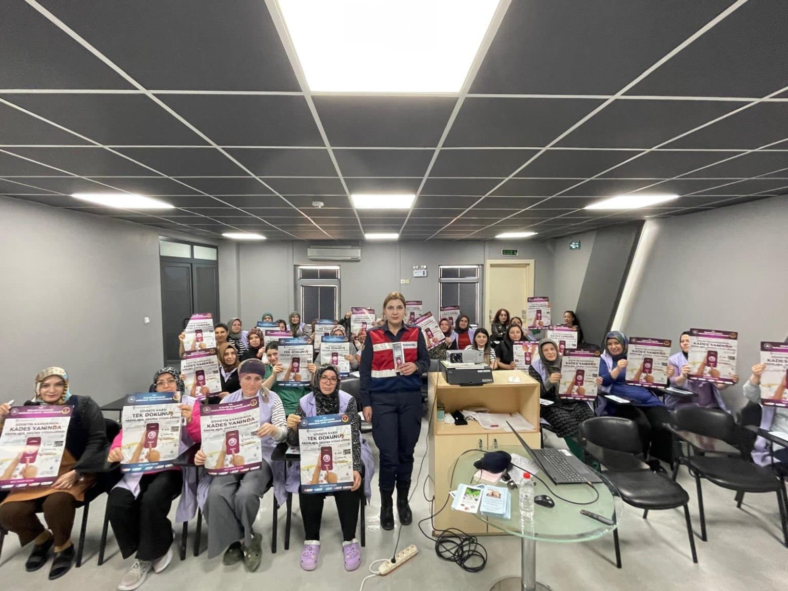 Yozgat İl Jandarma Komutanlığı Aile İçi Şiddet ve Kadın Çocuk