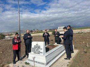 Boğazlıyan Kaymakamı Aydın Yanık, şehadetinin yıldönümünde Şehit Polis Memuru Zafer