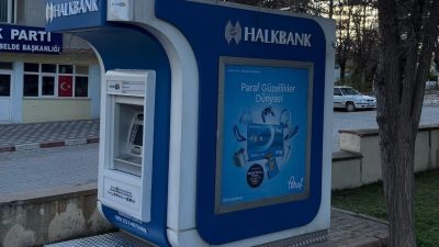 Uzunlu Kasabası, Belediye Başkanı Mustafa Uçar’ın öncülüğünde, kasaba halkına hizmet