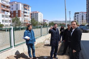 Yerköy’de beş mahallenin kesişim noktasında yer alan taşkın su kanalında