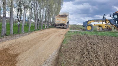 Sazlıdere Köyü'nde Ulaşım İyileştiriliyor: Yozgat İl İdaresi, yol yapım ve