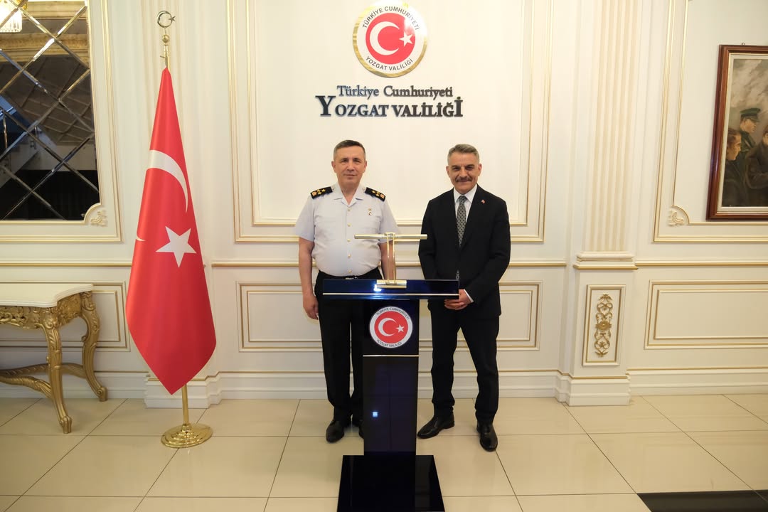 Jandarma Genel Komutan Yardımcısı Korgeneral Münir Güzel, Yozgat Valisi Mehmet