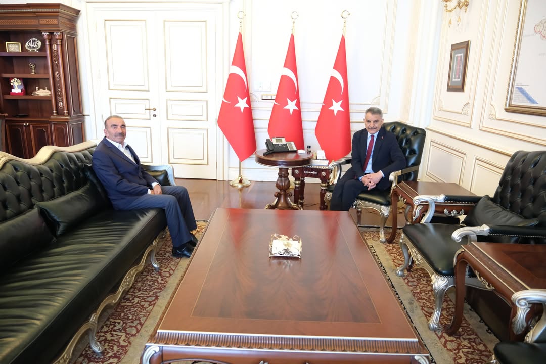 Dedefakılı Belde Belediye Başkanı Haydar Coşkun, Yozgat Valisi Mehmet Ali