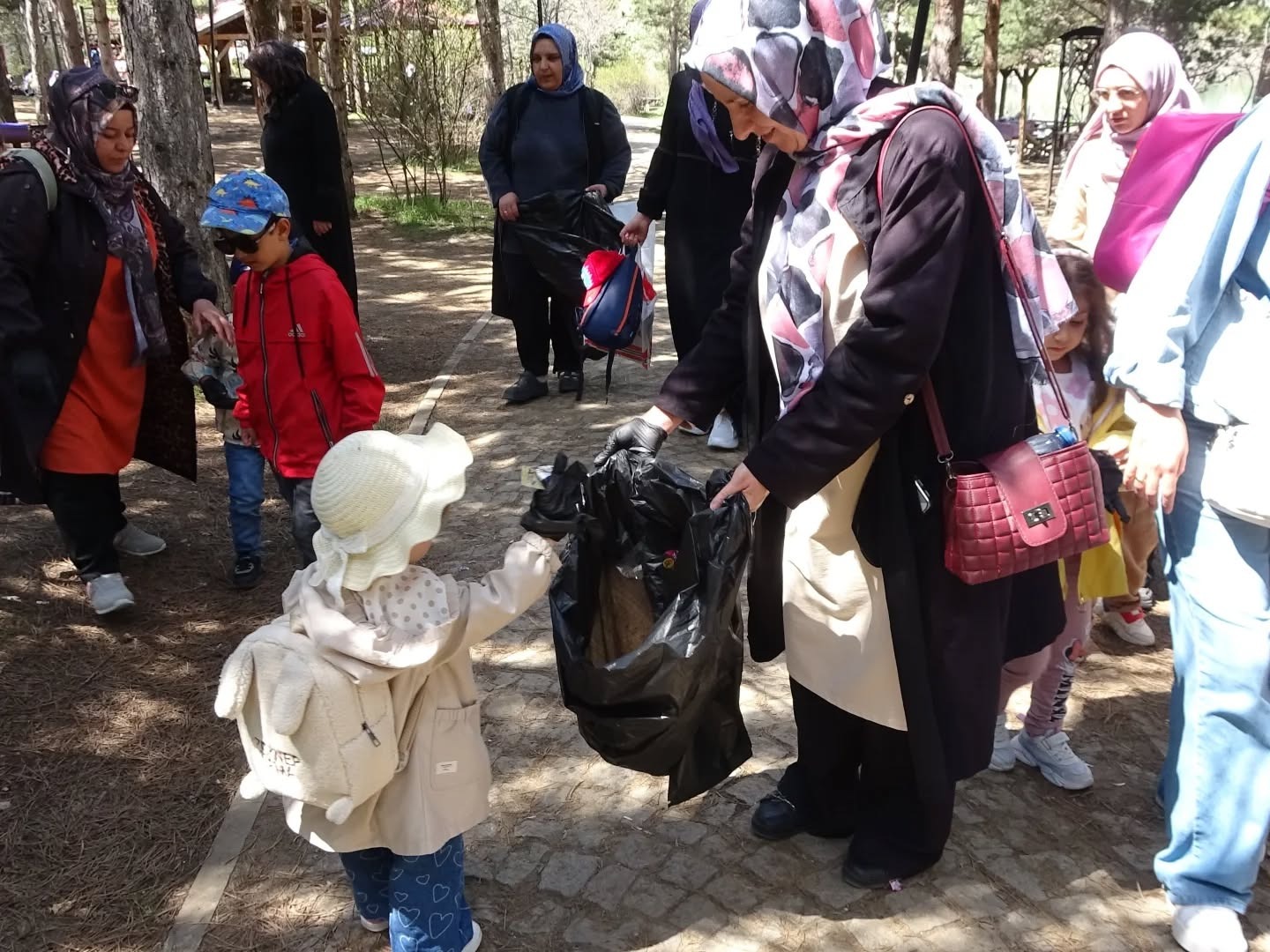 Sorgun Gençlik Derneği ve Yozgat Çocuk ve Bebek Kütüphanesi iş