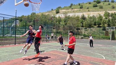 Gençlik ve Spor Bakanlığı tarafından düzenlenen "Sokaklar Bizim" 3×3 Basketbol
