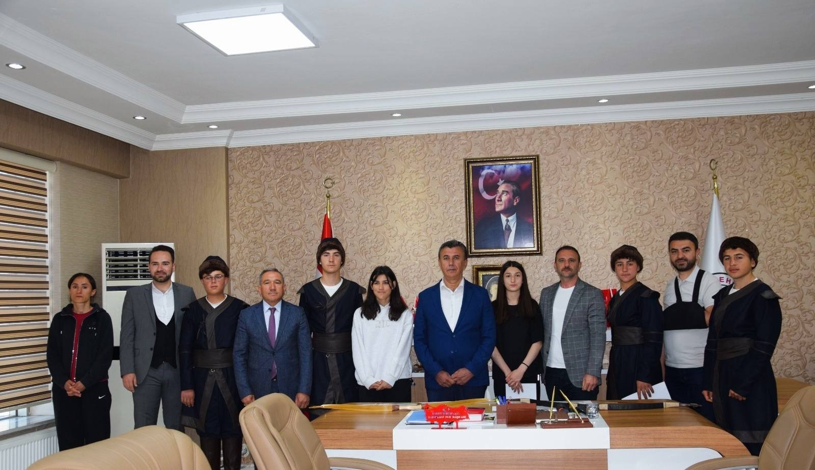 Muay Thai ve Geleneksel Türk Okçuluğu branşlarında başarı elde eden