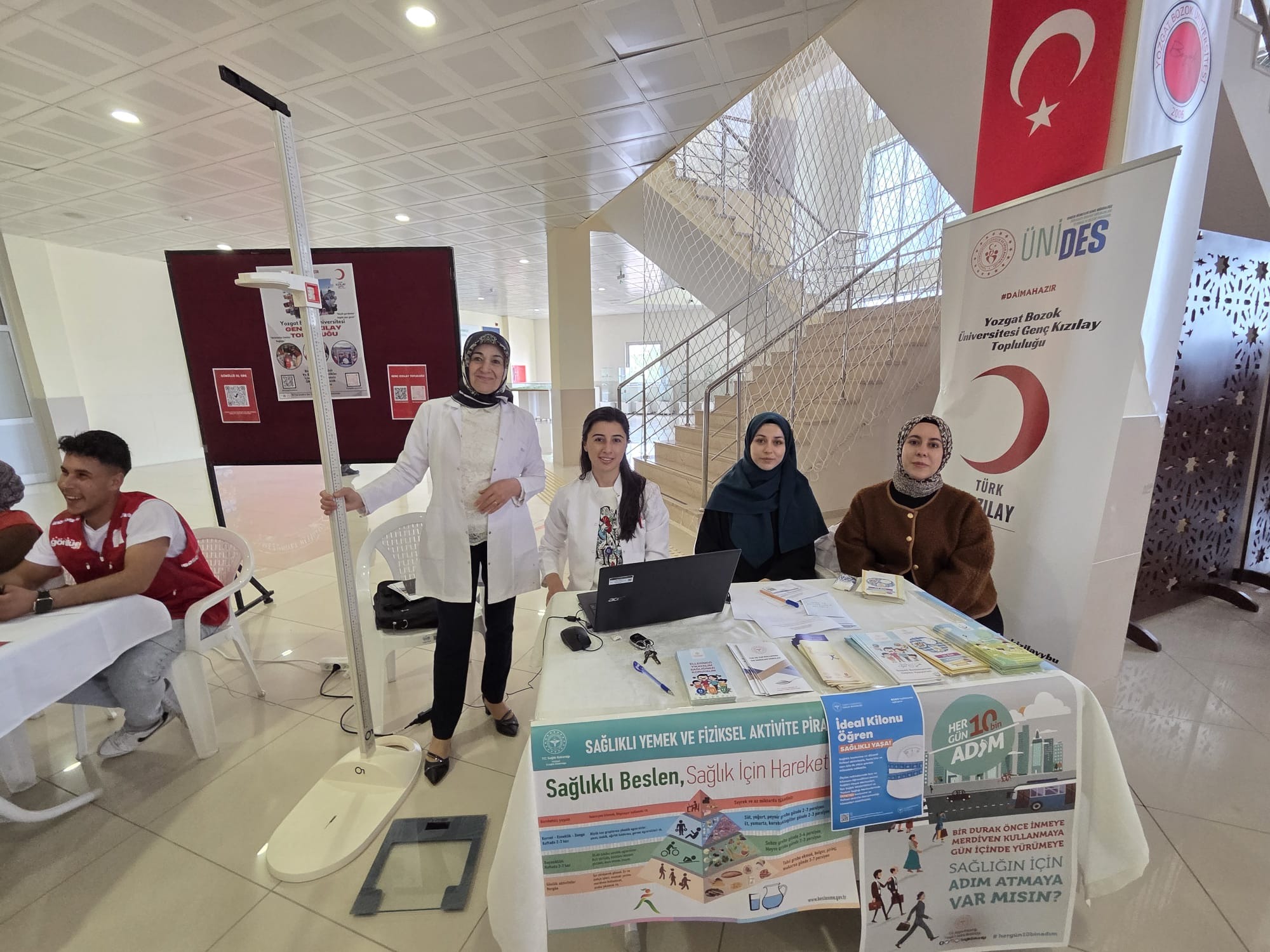 Yozgat İl Sağlık Müdürlüğü, Bozok Üniversitesi’nde düzenlediği etkinlikle öğrencilerin boy
