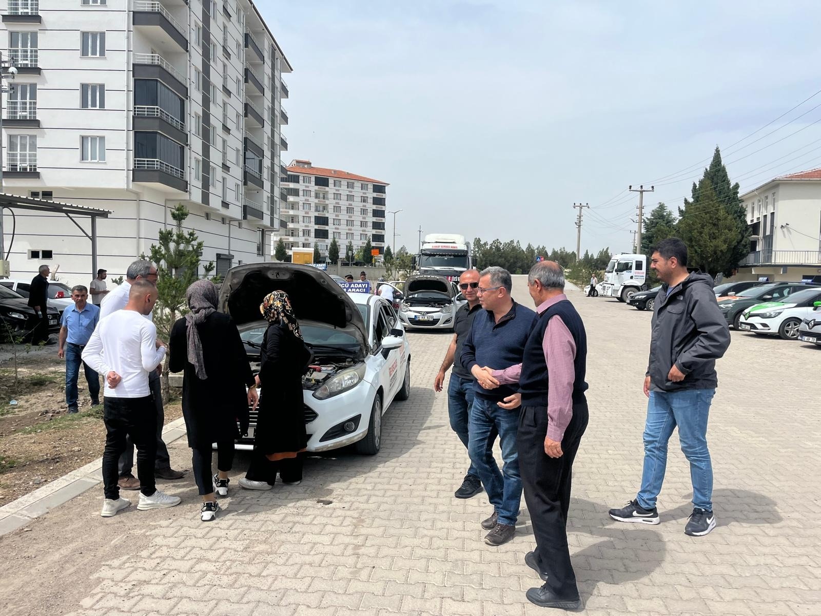 Milli Eğitim Müdürü İsmail Altınkaynak, Yerköy’de gerçekleştirilen MTSK sınav güzergahında