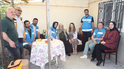 Yozgat’ta 114 yaşına giren Makbule Ekinci’ye doğum günü sürprizi yapıldı.