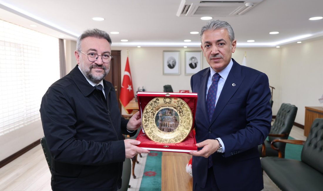 Bozok Üniversitesi Rektörü Prof. Dr. Evren Yaşar, Mardin Valisi Tuncay