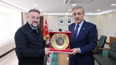 Bozok Üniversitesi Rektörü Prof. Dr. Evren Yaşar, Mardin Valisi Tuncay