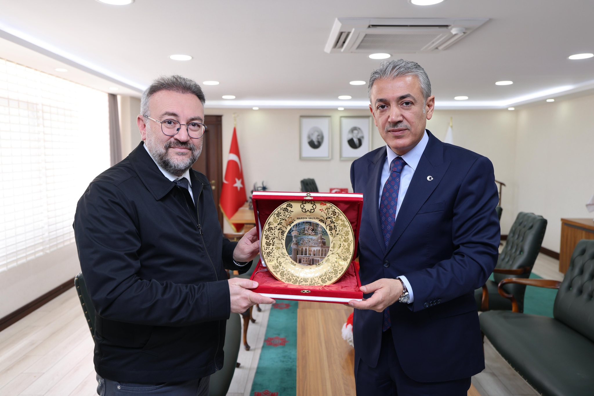Bozok Üniversitesi Rektörü Prof. Dr. Evren Yaşar, Mardin Valisi Tuncay