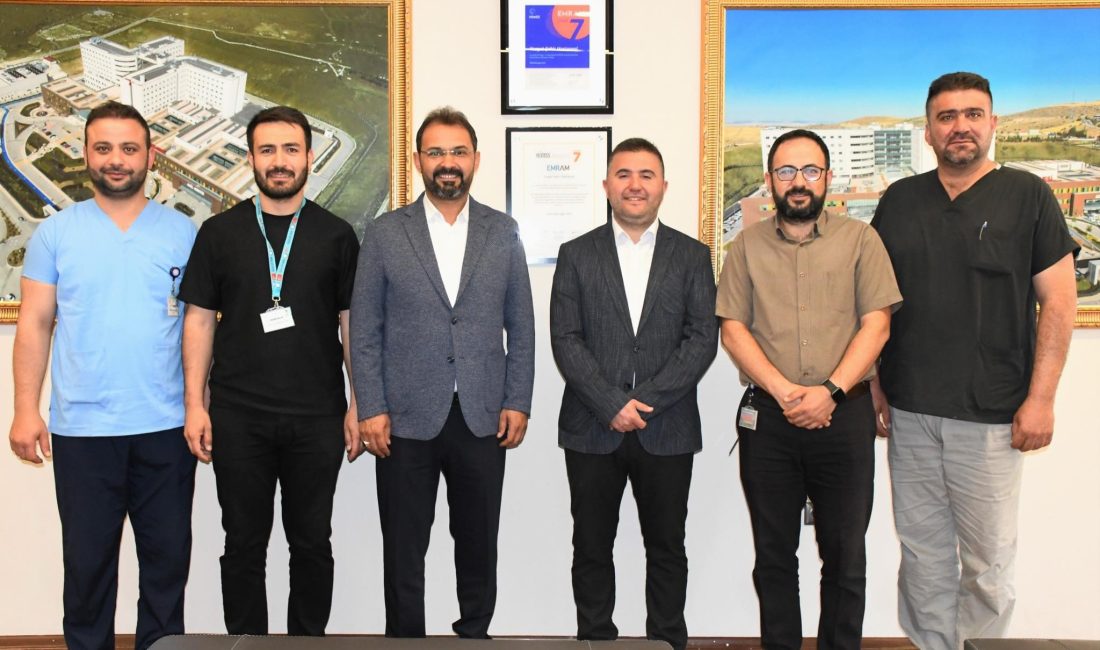 Sağlık-Sen Yozgat İl Başkanı Gökhan Eroğlu ve yönetimi, Bozok Üniversitesi