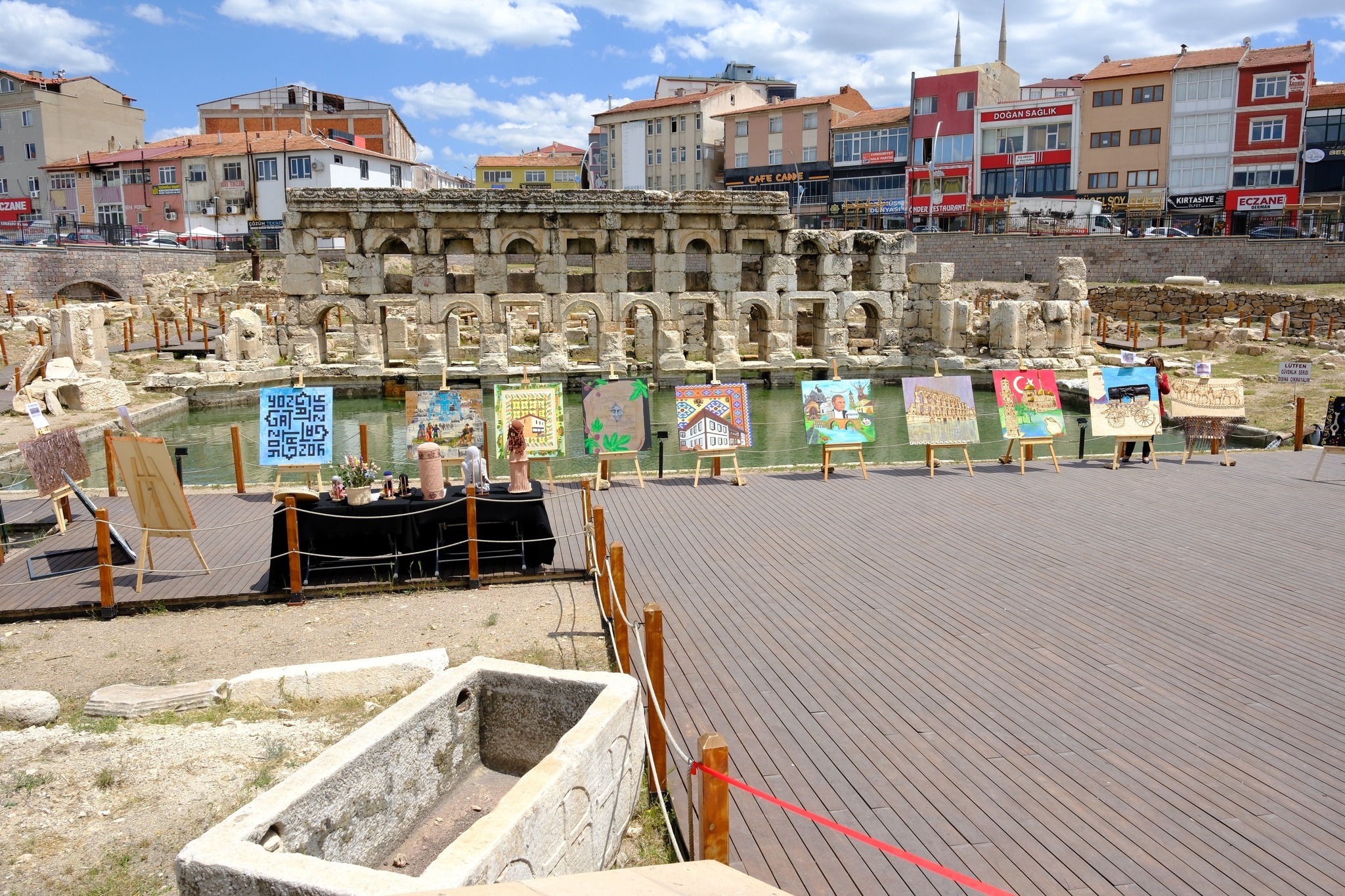 Yozgat’ta Valilik himayesinde yürütülen “Şehr-i Sanat Yozgat” projesi kapsamında hazırlanan