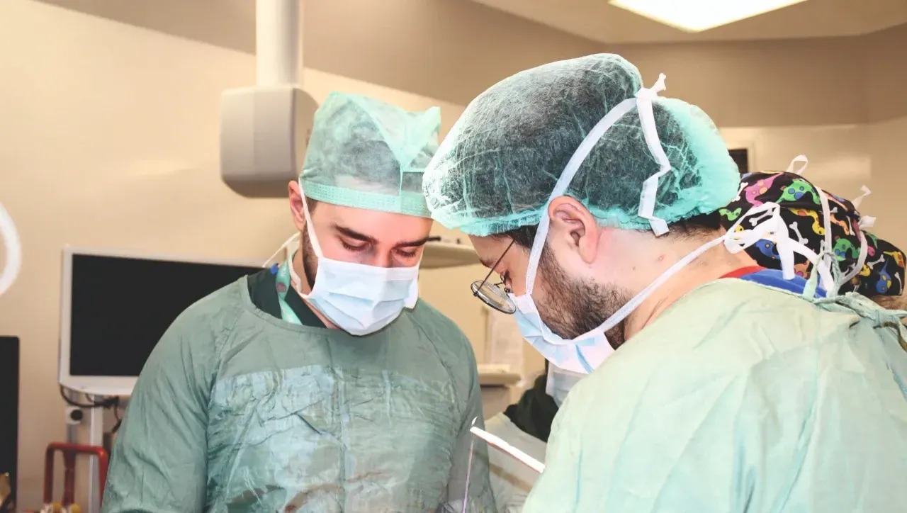 Yozgat Şehir Hastanesi Üroloji Kliniği, modern cerrahi tekniklerle önemli bir