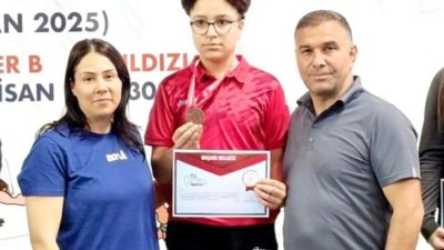 Yozgatlı Betül Zehra Karadavut, Türkiye Şampiyonası’nda güreş branşında Türkiye 3.’sü