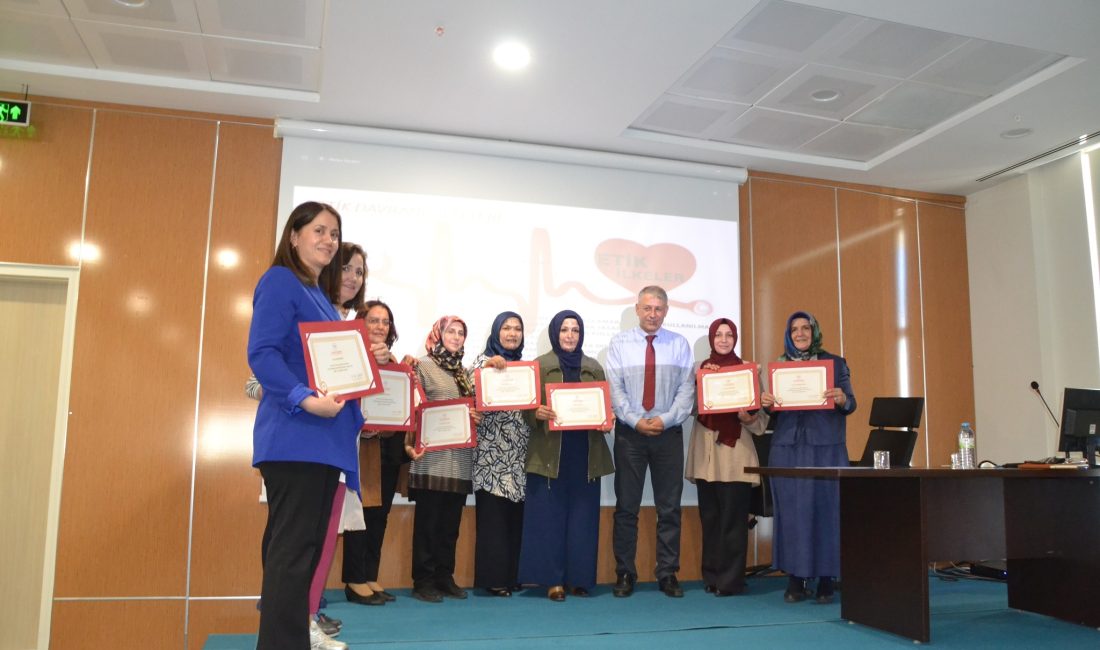 Yozgat İl Sağlık Müdürü Dr. Fatih Şahin, Ebeler ve Hemşireler