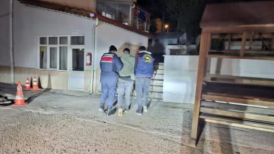 Yozgat’ta Jandarma ekiplerinin düzenlediği operasyonla, adli suçlardan aranan 9 yıl