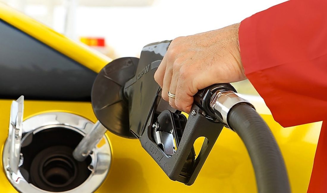 OPEC+ ülkelerinin üretim artışı kararı sonrası petrol fiyatlarında yüzde 3'ü