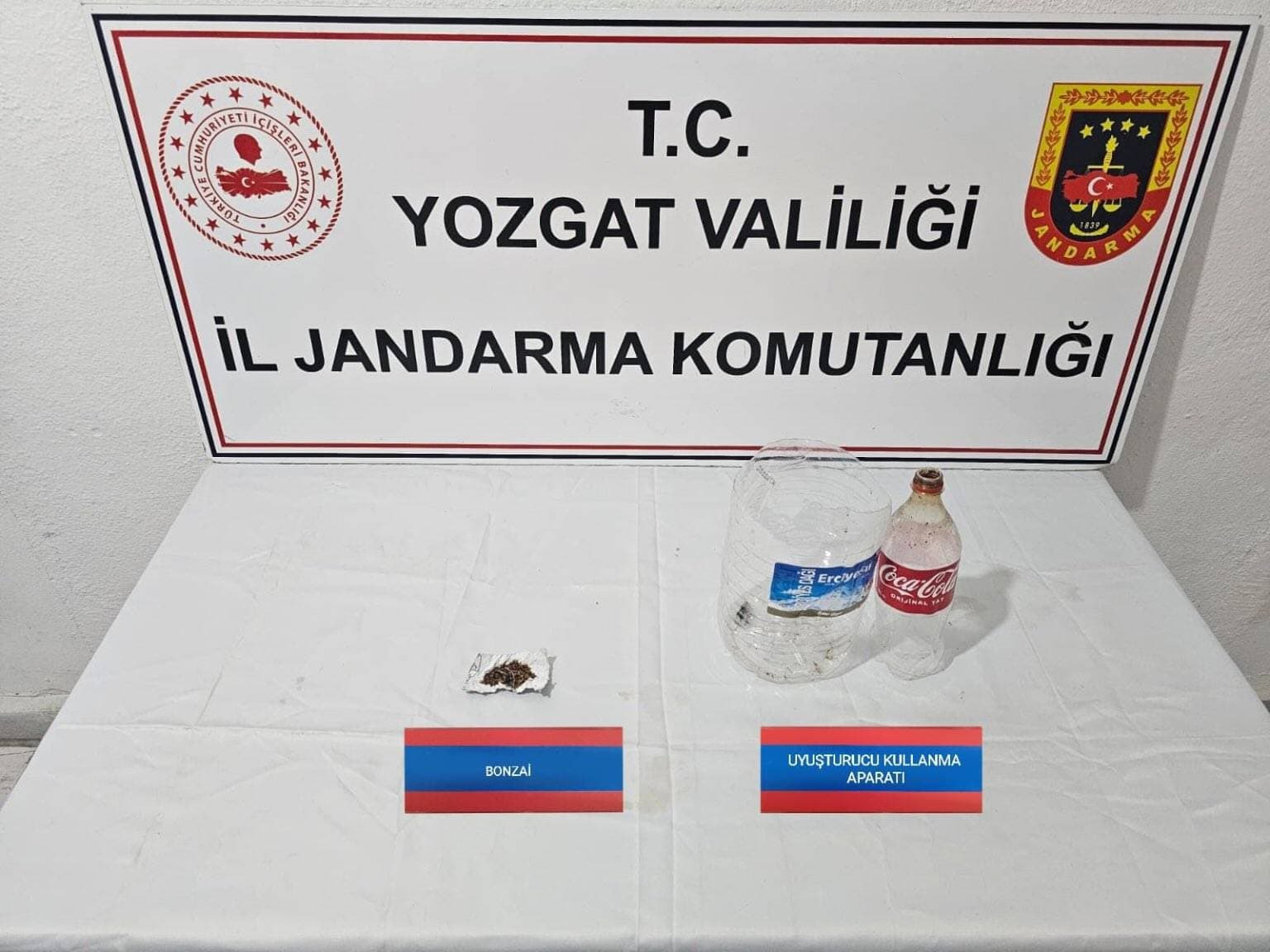 Yozgat İl Jandarma Komutanlığı ekiplerince düzenlenen operasyonda, ormanlık alanda bonzai