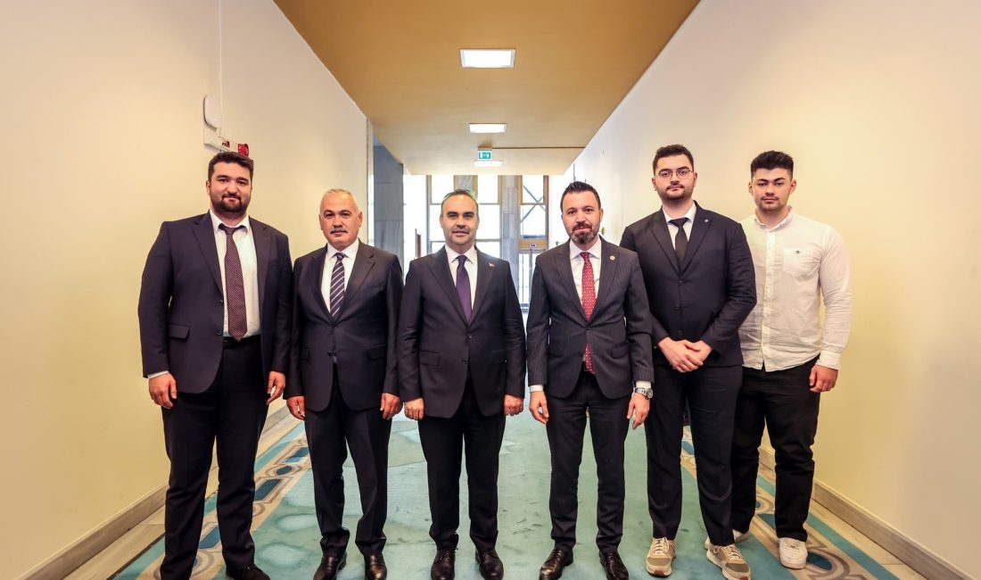 Boğazlıyan Belediye Başkanı Gökhan Coşar ve Yozgat Milletvekili Süleyman Şahan,