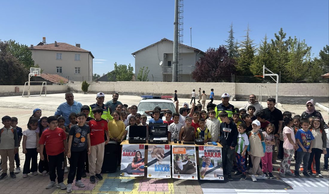 Boğazlıyan Gazipaşa İlk/Ortaokulu’nda, Trafik Haftası kapsamında öğrenciler, trafik güvenliği ve