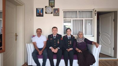 Yozgat İl Jandarma Komutanlığı ekipleri, Anneler Günü kapsamında şehit annelerini