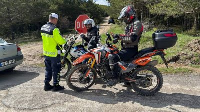 Yozgat İl Jandarma Komutanlığı, Trafik Haftası etkinlikleri kapsamında motosiklet sürücülerine