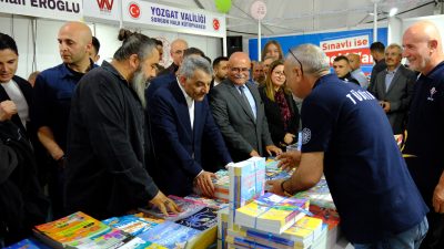 Sorgun’da dördüncüsü düzenlenen Kitap Günleri, 78 yayınevinin katılımıyla başladı. 18