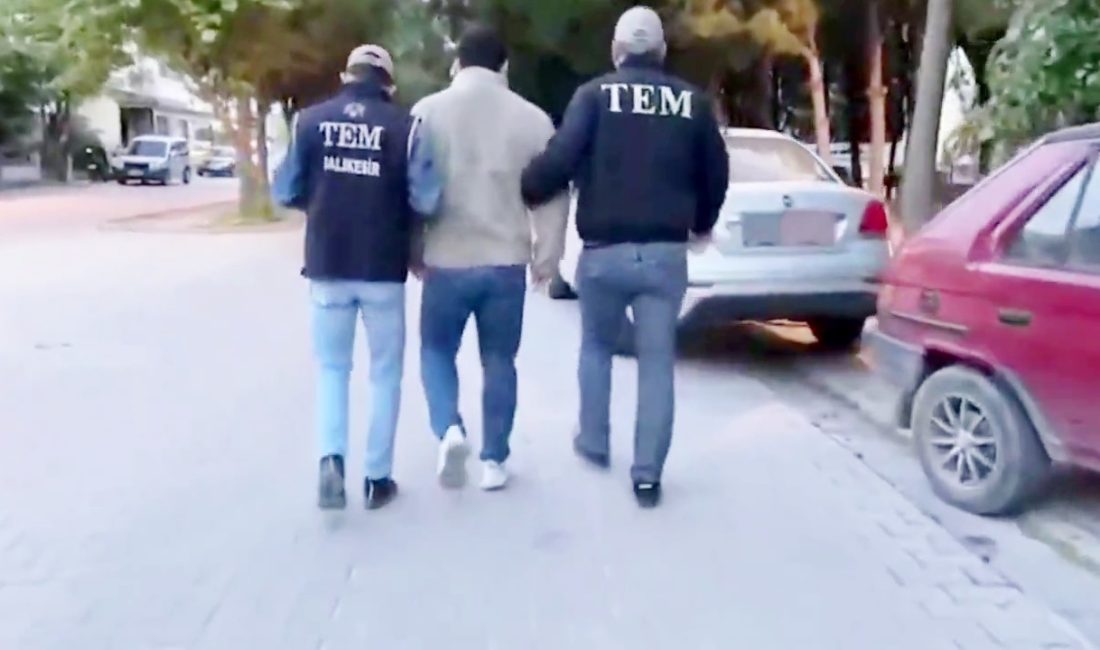 İçişleri Bakanı Ali Yerlikaya’nın duyurduğu 42 ilde eş zamanlı FETÖ