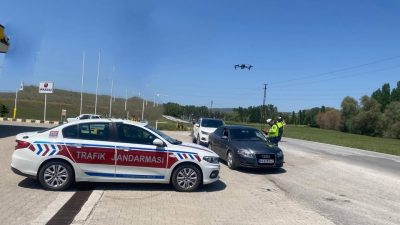 Yozgat Valiliği, dönüş yolunda trafik kurallarına uyulması gerektiğini hatırlatarak “Bir