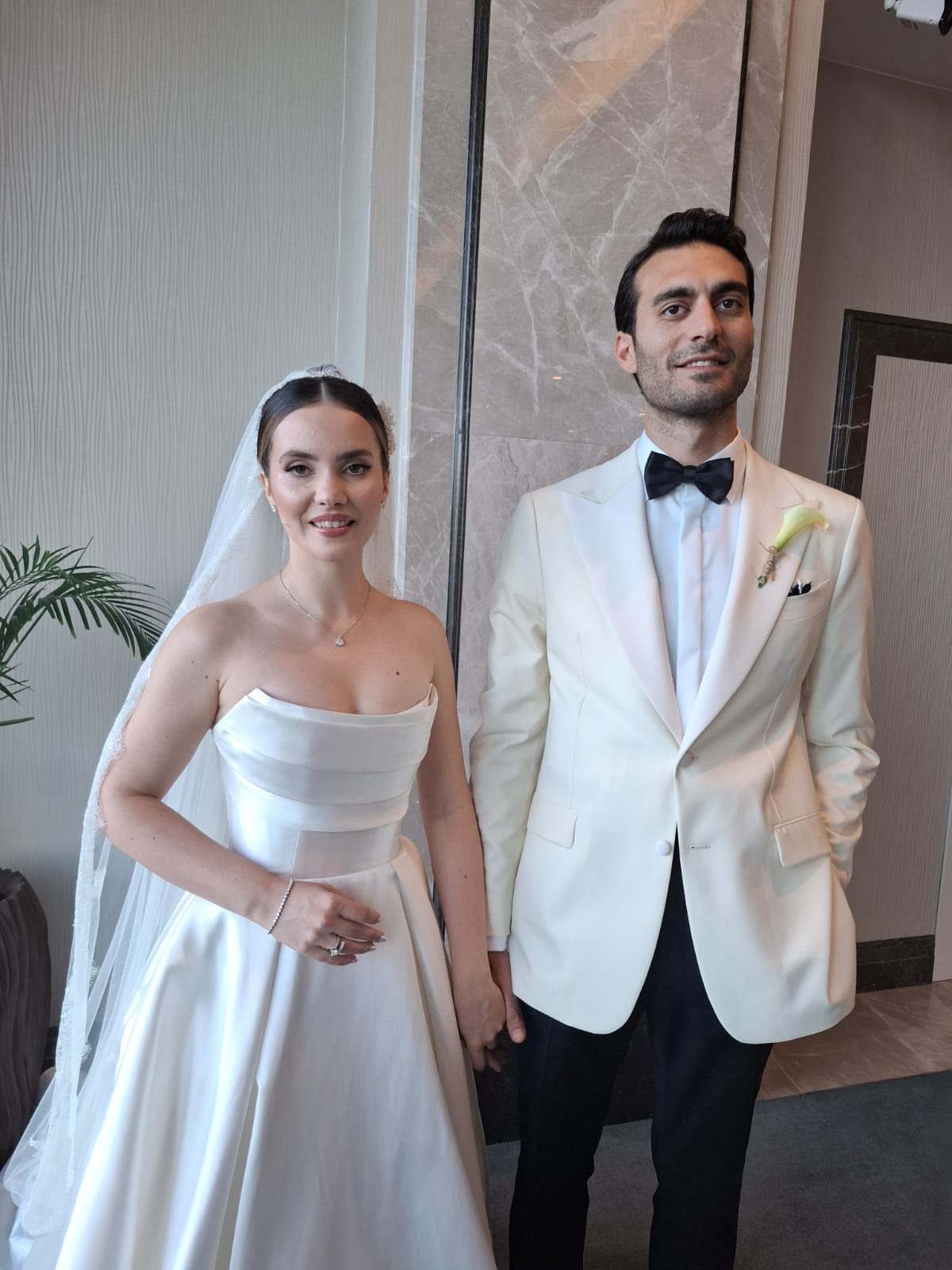 Ünlü oyuncu Almila Ada, iş insanı sevgilisi İhsan Çilsal ile