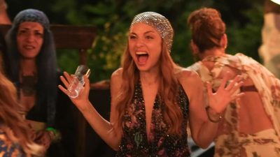 Nilperi Şahinkaya’nın Sky Films ve Taff Pictures imzalı “Gelin Takımı