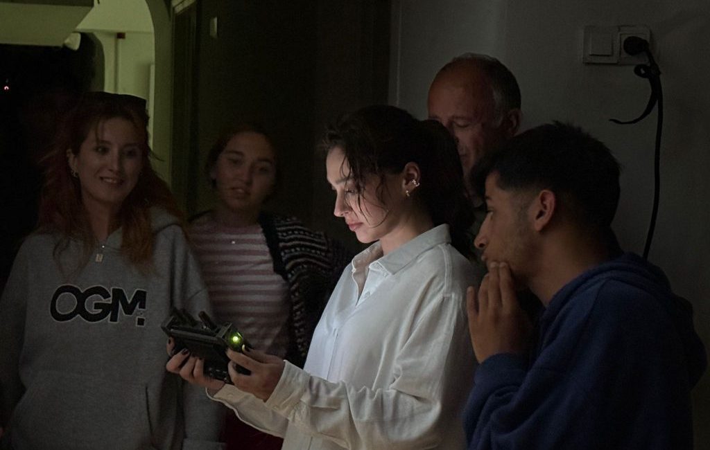 Cemre Baysel, Görko lakaplı rapçi Görkem Danacı’nın söz ve müziğini