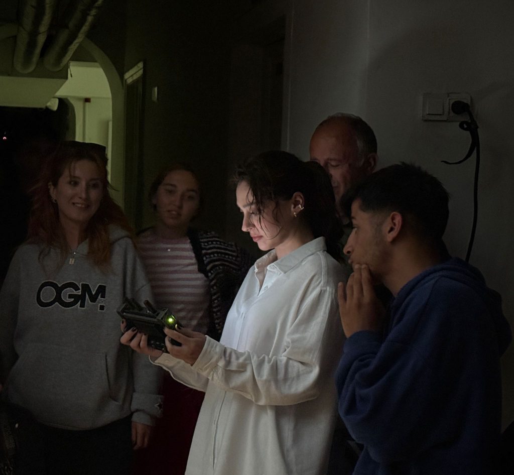 Cemre Baysel, Görko lakaplı rapçi Görkem Danacı’nın söz ve müziğini