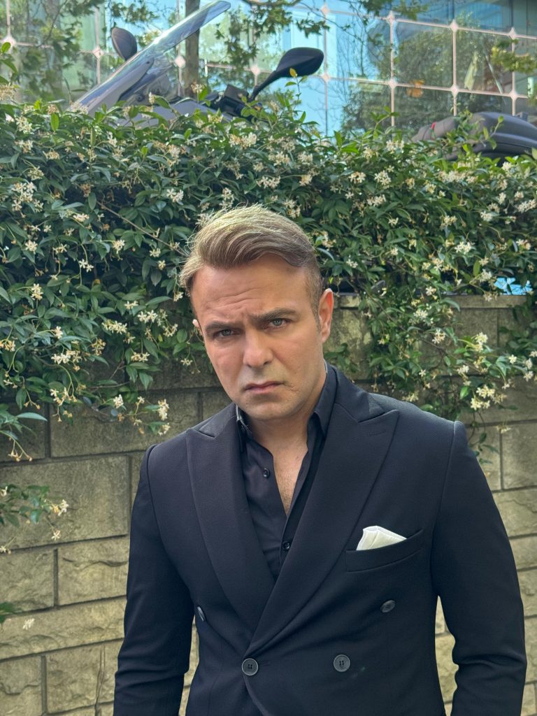 Erkan Avcı, Yankı dizisinin 2. sezonunda sıfır sakallı protez saçlı