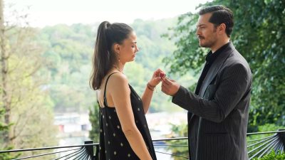 Kanal D ekranlarının sevilen dizisi Eşref Rüya’nın 12. bölümü merakla