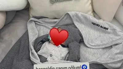 Ünlü klarnet virtüözü Hüsnü Şenlendirici’nin oğlu Ergün Şenlendirici, ikinci kez