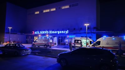 Yerköy-Ankara karayolunda meydana gelen kazada, otomobilin şarampole devrilmesi sonucu 4