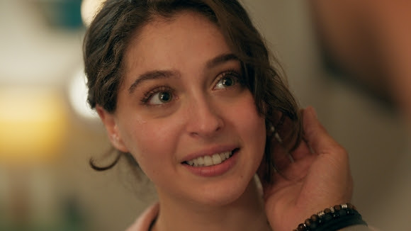 Ay Yapım tarafından çekilen “Leyla: Hayat… Aşk… Adalet…” dizisi, geçtiğimiz