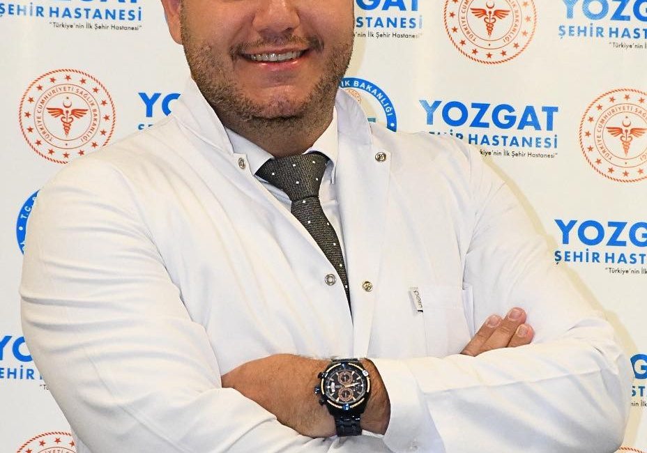 Plastik Rekonstrüktif ve Estetik Cerrahi Uzmanı Op. Dr. M. Furkan