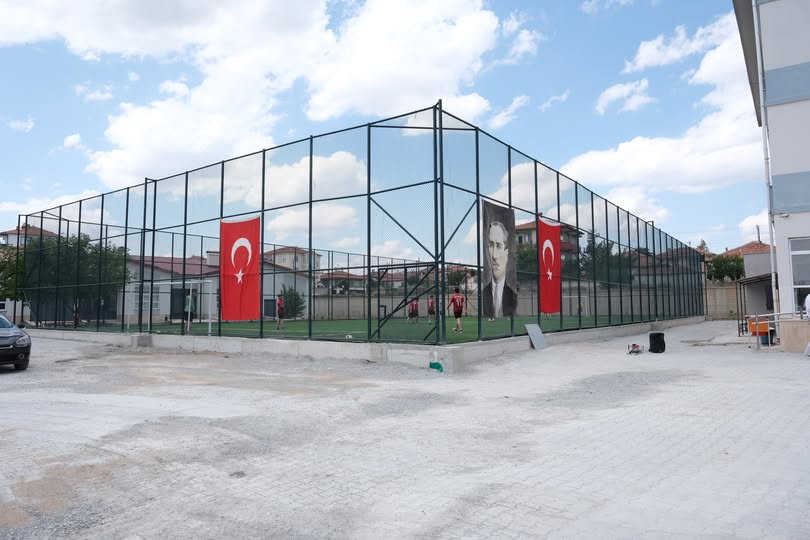 Sorgun Osman Çavuş Mesleki ve Teknik Anadolu Lisesi'nde halı