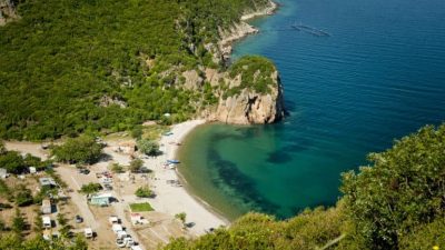 Çanakkale, Türkiye’nin Marmara Bölgesi’nde, hem Avrupa hem de Asya kıtalarına