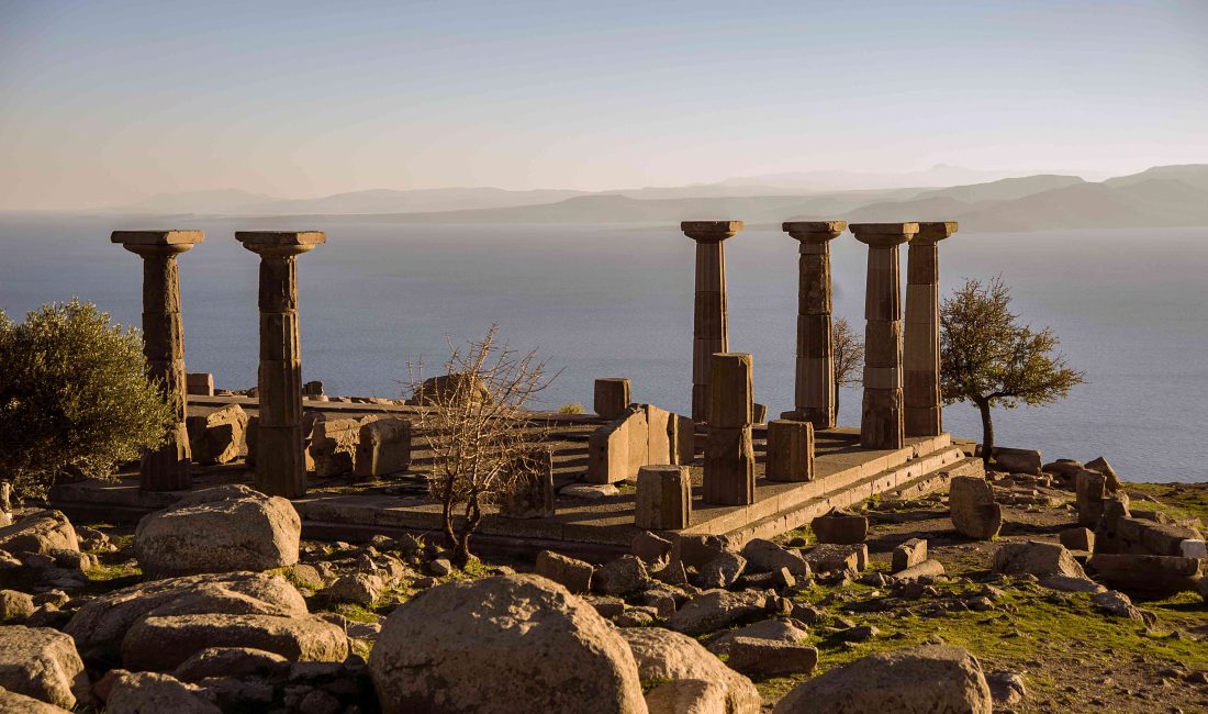 Assos'tan Bozcaada'ya Bir Günde Çanakkale Rüyası: Tarih, Deniz ve Lezzet