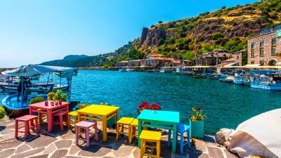 Ayvacık’ta Doğa ve Tarihin Kucaklaştığı Yerler: Unutulmaz Bir Gezi Rotası